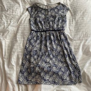 Loft navy blue & cream floral / flower print dress